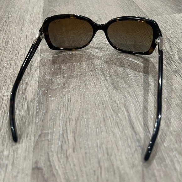 Ralph Lauren Polarized Tortoise Shell Women’s Oversized Classic Sunglasses EUC - Picture 9 of 10
